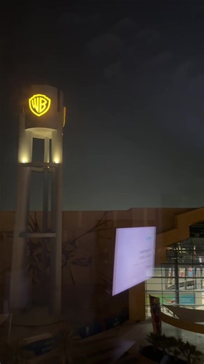 Exciting Hotel Tour in Abu Dhabi: My First Room Experience