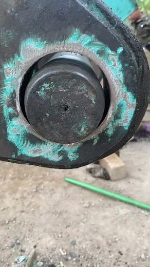 line boring machine - sombody say human welding faster than machine?