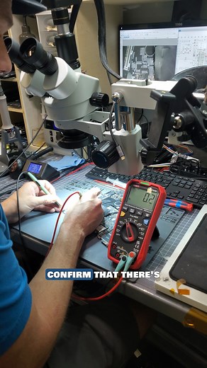 139K views · 2.1K reactions | DEAD Alienware Blinking Red and Blue #laptoprepair #motherboardrepair #DellTech #dellpartspeople | Parts-People.com | Facebook