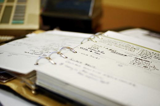 【初心者向けエクセルVBA】現在マクロを書いているブックのフォルダパスを取得する