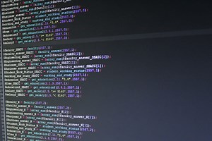 Code source : définition, traduction