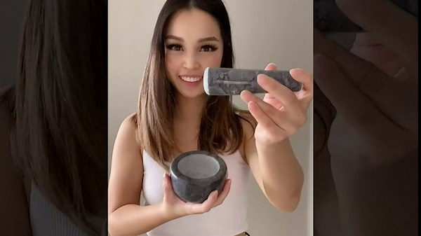 Pill Crusher, Pill Grinder, Mortar and Pestle Set, Pulverizer Grinder, Pill Press, Granite Stone Mortar and Pestle Set, Pill Crusher Medication for Small and Large Pills into Fine Powder