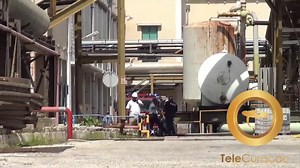 6.9K views · 42 reactions | 03-des -2021:Generator a pega na kandela i pone ku mester a pidi presensia di bomberonan ku urgensia aya riba tereno di Aqualectra( Helmin Magn Wiels Blvrd).A logra domina e kandela ,pero no tin detaye di e dañonan. | TeleCuraçao MultiMedia | Facebook