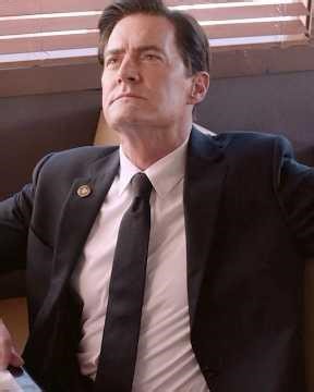 When a Stranger Interferes: Dale Cooper's Barstool Justice | Twin Peaks: The Return#shorts #movie