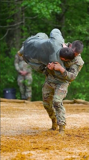 Soldiers on the move! #Army