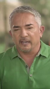 In this Cesar911 Short episode, I break up a dog fight between a German shepherd and a Pitbull. It is important to remain calm in these moments and assess and evaluate the situation before moving forward. Our energy is everything and reflects to our environment and our pack. Lead with a calm, confident, and loving energy. -- En este episodio corto de Cesar911, interrumpo una pelea de perros entre un pastor alemán y un pitbull. Es importante mantener la calma en estos momentos y valorar y evaluar