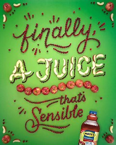 Introducing new Mott’s Sensibles 100% juice with 30% less sugar*! What are some of your sensible solutions for your family? *Compared to 100% apple juice. | Mott's