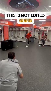 Had to watch this 5 times to appreciate it 🔄️ (via @d.looo_/TT, @dariusgaddy2/TT)