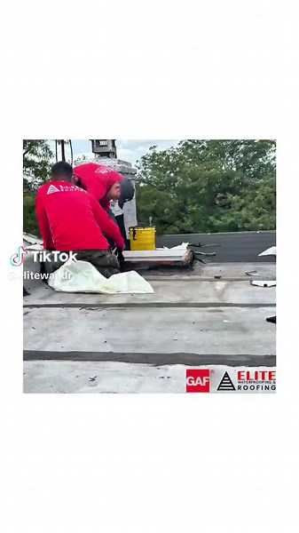 Another day, another roof upgraded with GAF’s industry-leading materials! 🛠 Ready to protect and perfect your property with roofing that stands the test of time? Trust the experts for quality and precision every step of the way. 📞 Contact us at (516) 774-4477 🌐 www.eliteroofingny.com