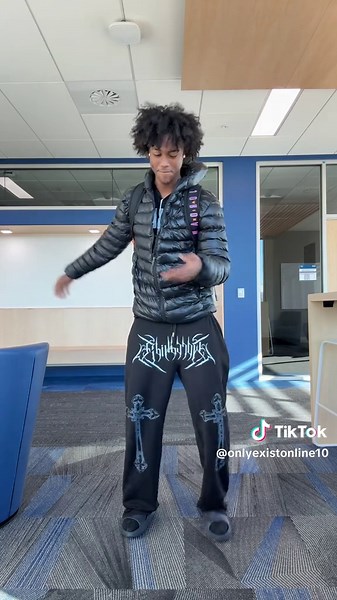 #fyp #solo #xyzbca #trending #easydance | dance