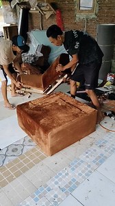 263K views · 2.6K reactions | Pasang sandaran sofa menggunakan baut How to install a sofa backrest using bolts #customsofa #diysofa #sofamaking | Kursi Sofa Watampone | Facebook