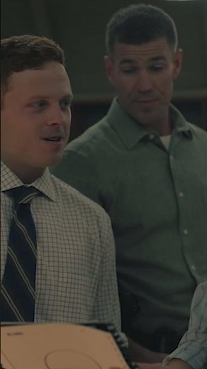 This doesn't count towards Franks chase record, right? 🫢 #NCISOrigins Now Streaming on Paramount+