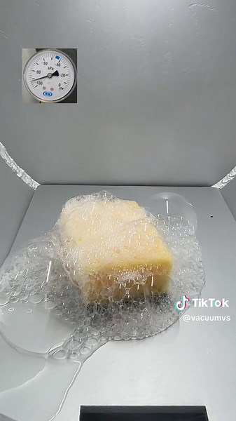 Vacuum vs Wet Sponge: Which Cleans Better?