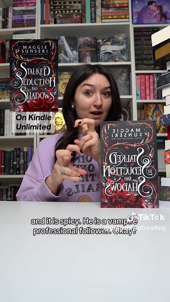 “She takes the opportunity with both hands…quite literally.” ☠️😂 #romancebooks #spicybooks #popularbooks #booktok #fyp