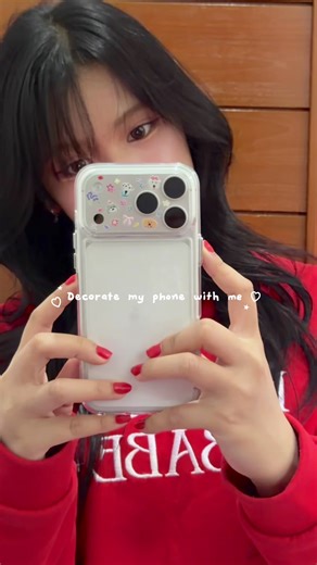 Creative Ways to Decorate Your iPhone 17