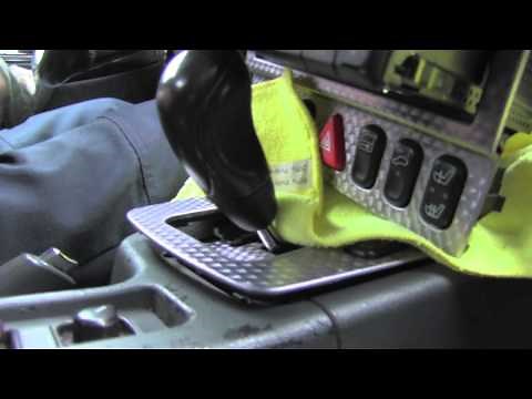Mercedes SLK Removing Central Console