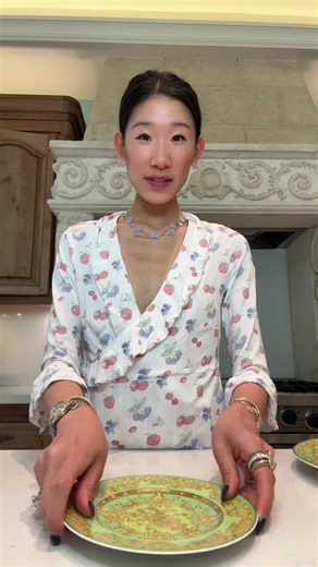 Becca Bloom (@beccaxbloom)’s video of plate charger