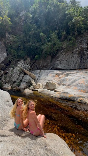 46 reactions · 4 comments | ⛰️ mountain pools > Comment ‘朗’ and...