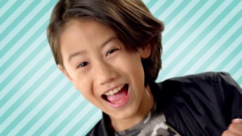 L.O.L. Surprise! Amazing Surprise with 14 Dolls, 70+ Surprises & 2 Playset, Multicolor