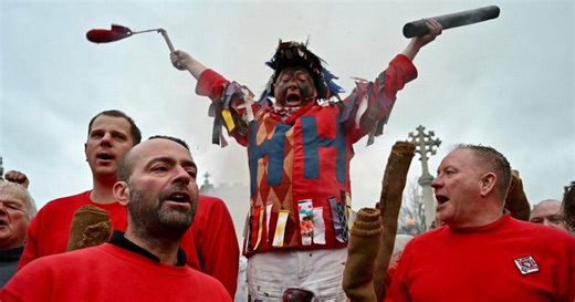 Spectacular scenes as Haxey Hood returns for 2023 after Covid-19 cancellations