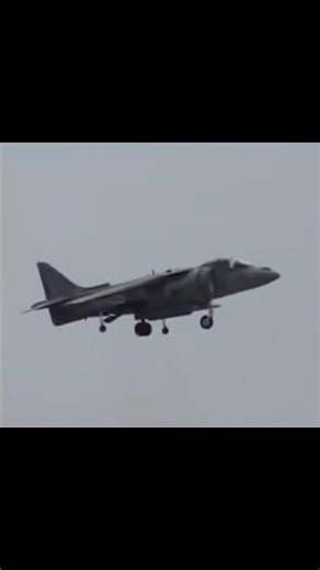 AV-8B Harrier II Vertical Takeoff from the 2006 Joint Services Open House at Andrews AFB