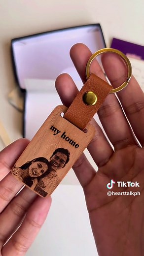 Personalized Gift Ideas for Boyfriend: Keychain Customized Inspiration