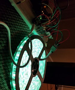 Music Sync Flashing LEDs (Arduino & MSGEQ7)