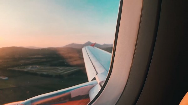 100 Travel Hacks You Need for Smarter Trips in 2025