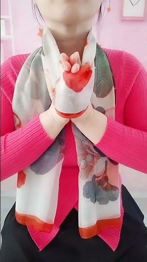 Fashionable Scarf Tying Methods | 12 Ways to Tie a Square Scarf Stylishly