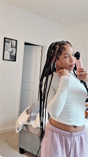 vlogmas day 2🎄💖! ft @stylesxfai on ig! book with her!🥰🫶🏽 #hairstyle #vlogmas #hairappointment