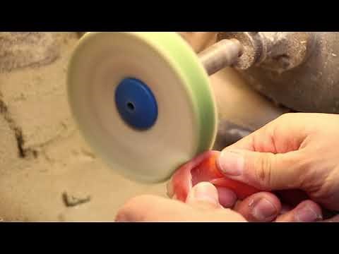 Polishing Complete Dentures