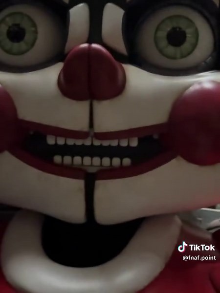 Behind-the-scenes clip of Circus Baby from the Five Nights at Freddy’s 2 movie with Abby (Piper Rubio) Fun Fact: Circus Baby weighs 600 lbs #fnaf #fnafmovie #fnaf2 #fnafmovie2