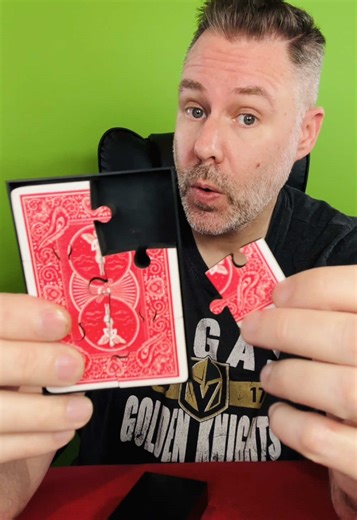 Magic Puzzle 👀 Magic ASMR = the most amazing trick you will hear today 💯 #asmr #asmrvideo #magic #magician #asmrsounds