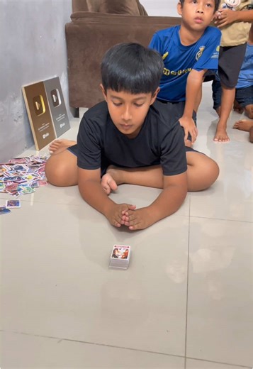 Tutor Tepuk Kartu: Siapa Idola Kalian?