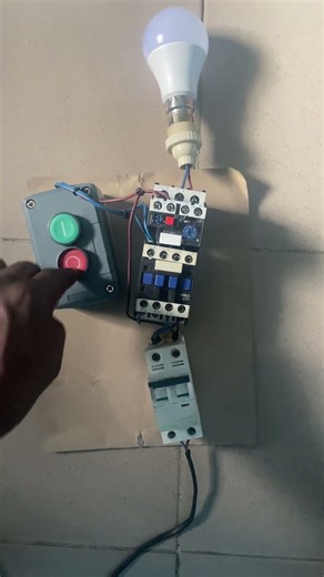 démarrage d'un moteur asynchrone direct un sens de marche