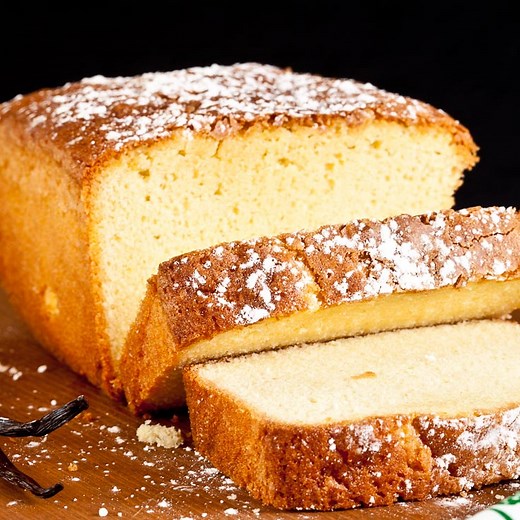 Butter Pound Cake (6 Ingredients)
