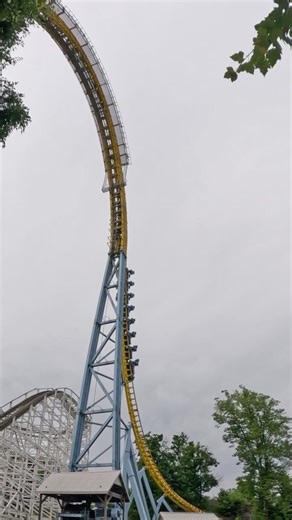 Saturday Skyrush drop-in ‪@hersheypark‬