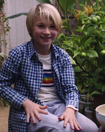 53K views · 3.7K reactions | Buddy's got the easiest PANCAKE recipe for you!! 丹 (Don't worry about the mess, your parents will clean it up ) jamieol.com/DeliciousPancakeRecipes | Jamie Oliver | Facebook