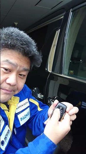 【30万再生！盗難防止】エンジンかけたままスマートキーでロックする方法！ミニバン 40系 新型アルファード乗り換え予定 れんとのパパ #shorts