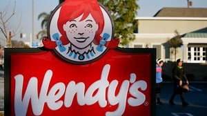 The 8 fast food chains with the highest-calorie menu items