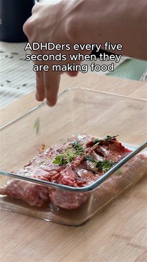 5.5M views · 197K reactions | Cooking can come with an unexpected obsession: cleaning our fingers every five seconds. The feeling of sticky, greasy, or wet hands can be overwhelmingly distracting, pulling all our focus away from the task. If you find yourself washing your hands more than actually cooking, know you’re not alone in this quirky experience! | Propel: ADHD Games | Facebook