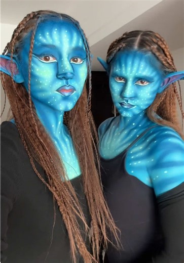 Transformación en Avatares: Maquillaje Creativo y Diversión