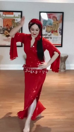 belly dance shout-out pink على TikTok