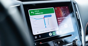 You can finally open Google Maps on your phone while Android Auto is running [U]