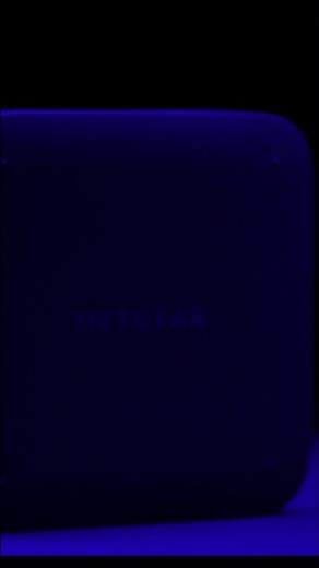 NETGEAR Shorts | Nighthawk M5 5G Mobile WiFi 6 Router