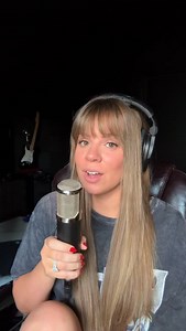 8K views · 155 reactions | When the chorus hits this is me —->  WE ARE SO BACKKKKK #RANDOMWORDGENERATOR #randomwordchallenge #songwriter | Drew Ryn | Facebook