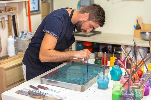What is Ebru? Learning the Ancient Art of Paper Marbling in Turkey