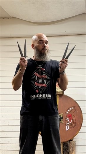 1.2M views · 22K reactions | World champion knife thrower shows smooth precision throwing, stacking the knives in a super small target. Sticking the final blade/dagger in a bullseye smaller than a bottlecap from 4ish meters (13 feet). If you like the video here on Facebook please follow me on instagram too. | Soulthrower | Facebook