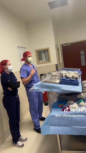 The posterolateral (posterior) approach to the hip is a minimally-invasive hip surgery performed to replace the hip joint. The posterior approach is traditionally the most common approach used to perform total hip replacement. #hipreplacement #hipsurgery #hippain #doctor #nurse #orthopedicsurgeon #fyp