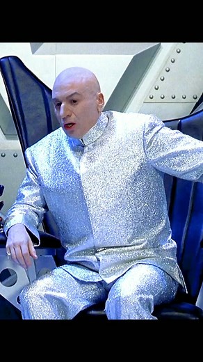 Austin Powers and Mini Me: The Laser Army Begins